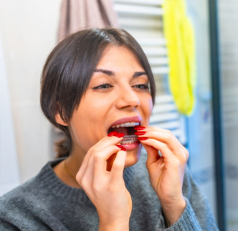Do Invisalign® clear aligners hurt? Do Invisalign® clear aligners hurt?