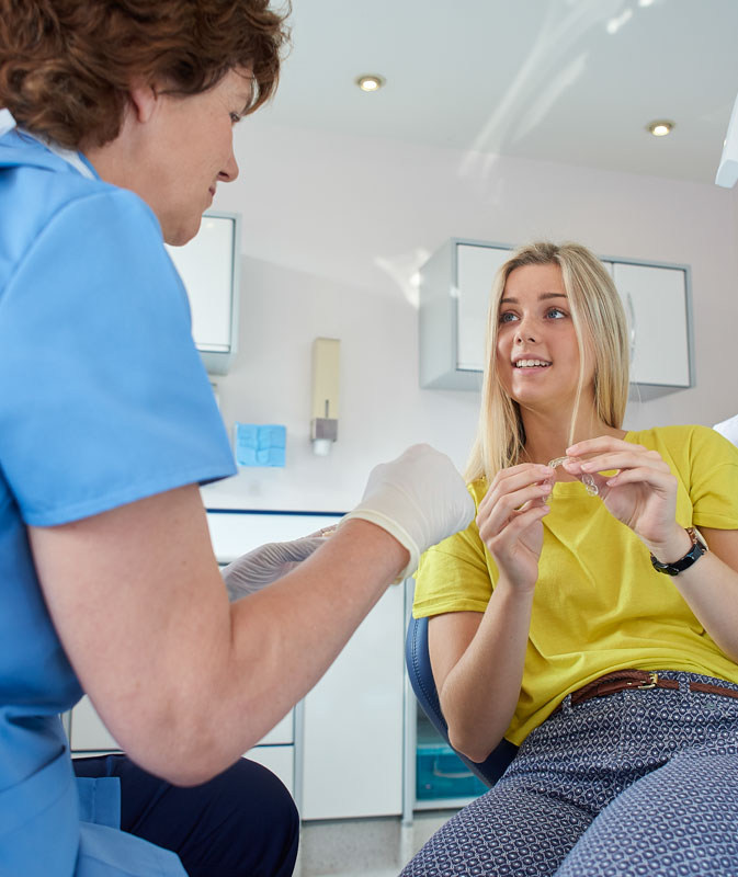 How long should I wear my Invisalign® clear aligners? How long should I wear my Invisalign® clear aligners?